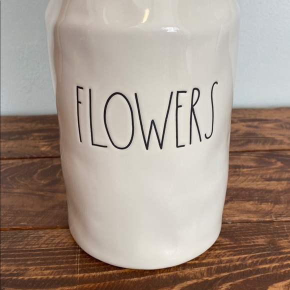 Rae Dunn FLOWERS Vase - Picture 4 of 16